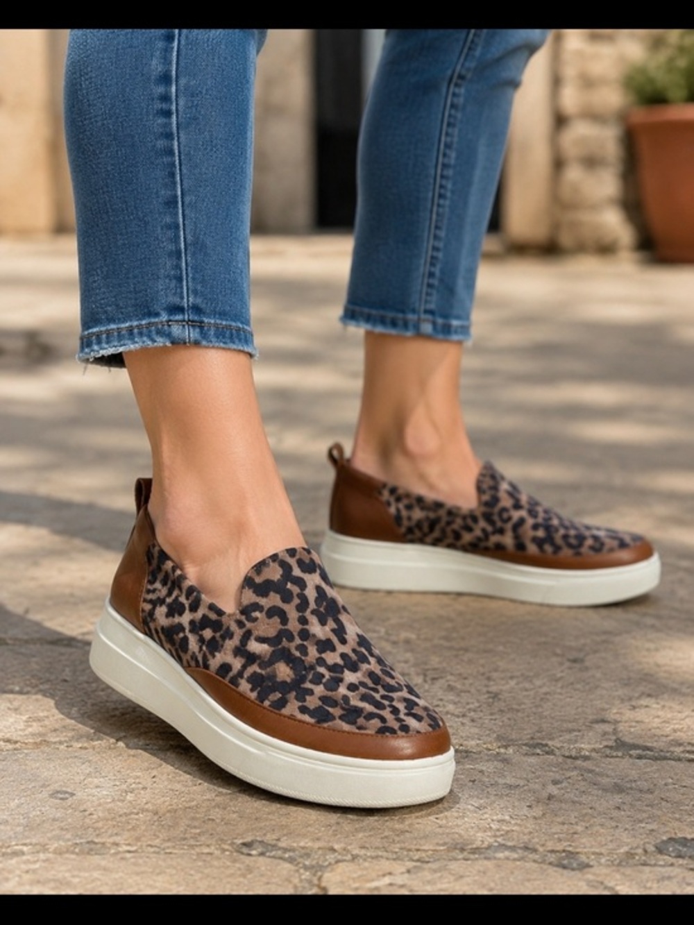 Baretraps Leopard Print Slip-On Platform Sneakers Women’s Size 7.5/8